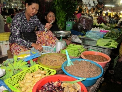 Siem Reap food market