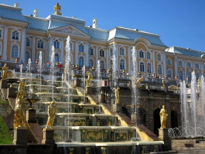 Peterhof grandeur